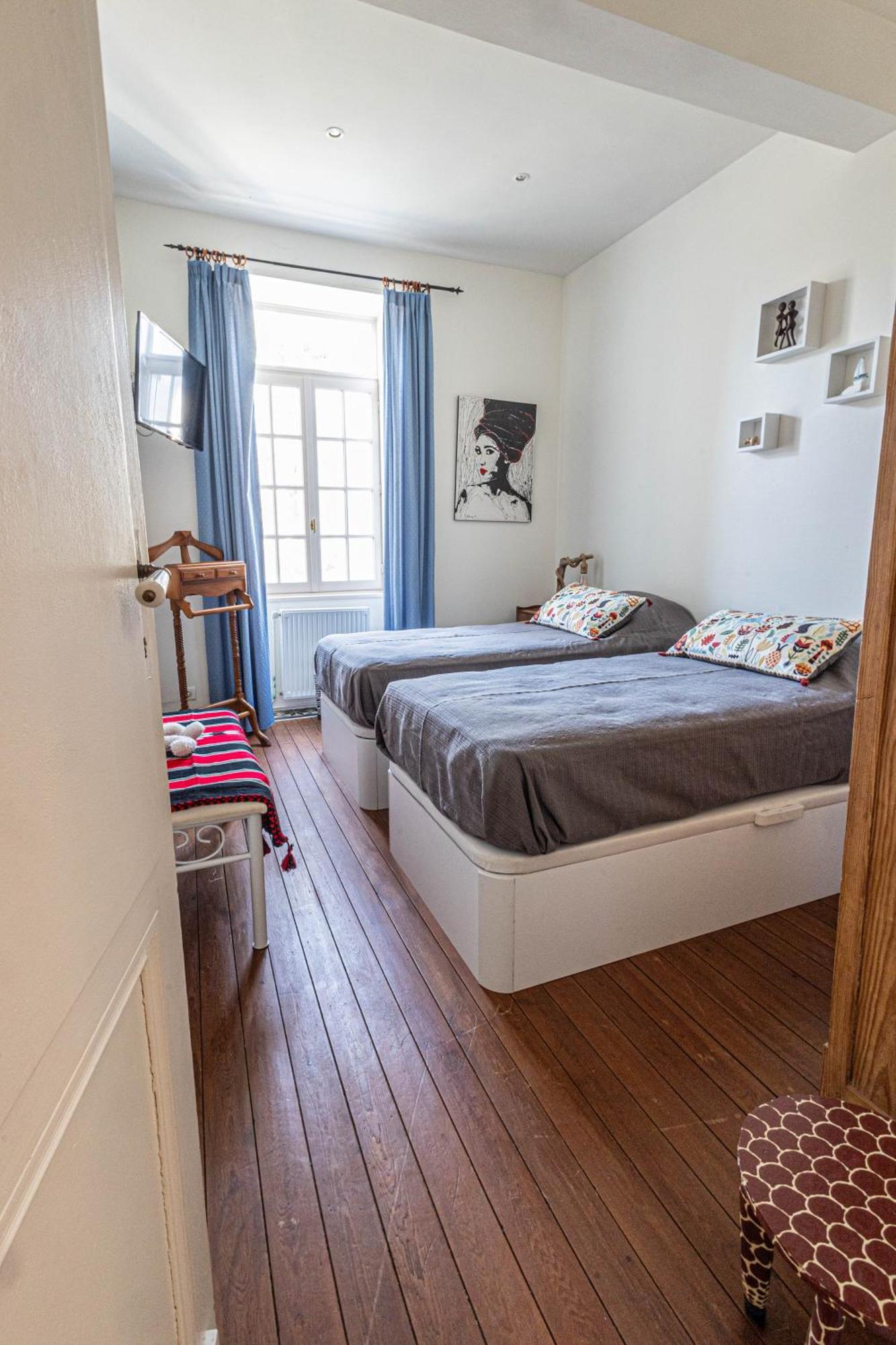 Villa Les Mimosas - 3 Chambres D'Hotes Plassac  外观 照片